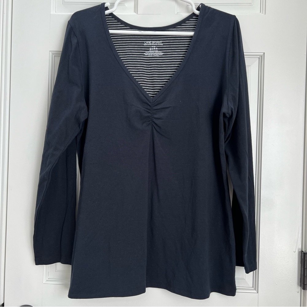 Lane Bryant Navy Black Long Sleeve V-neck Shirt Womens Size 14/16
